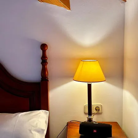 Aloha Espai Residencial 호텔 Tona