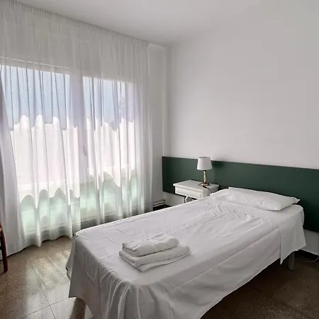 Aloha Espai Residencial 호텔 Tona
